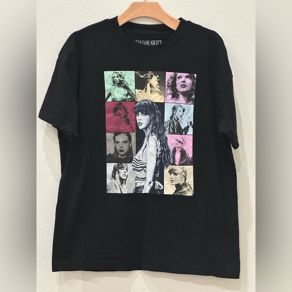 Taylor Swift Black Graphic Tee